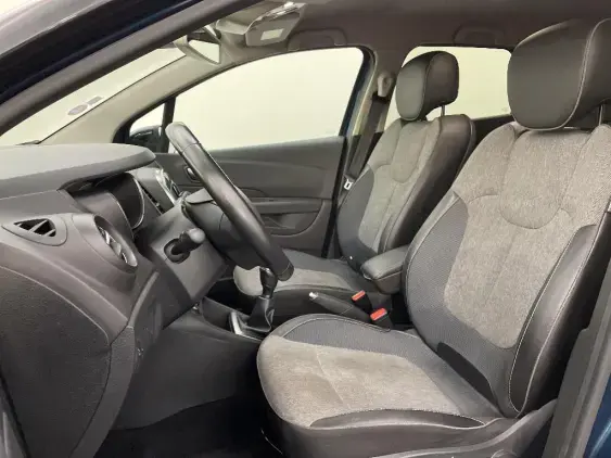 RENAULT CAPTUR - voiture d'occasion - Photo 18