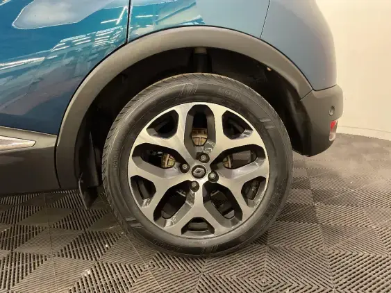 RENAULT CAPTUR - voiture d'occasion - Photo 24