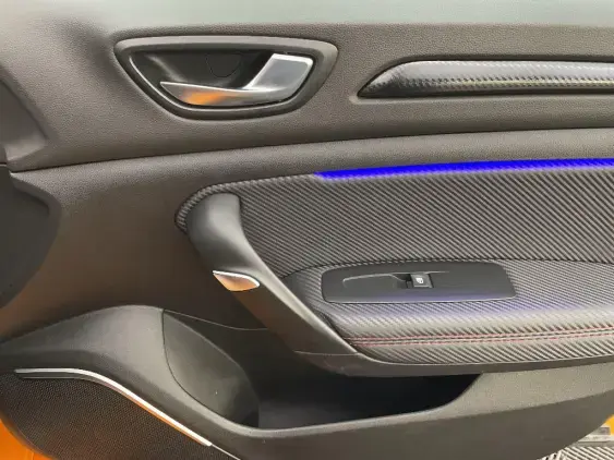 RENAULT MEGANE IV - voiture d'occasion - Photo 20