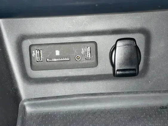 RENAULT MEGANE IV - voiture d'occasion - Photo 21