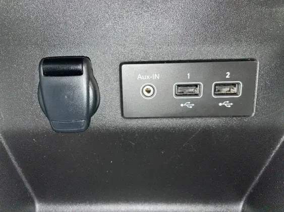 RENAULT CLIO V - voiture d'occasion - Photo 21