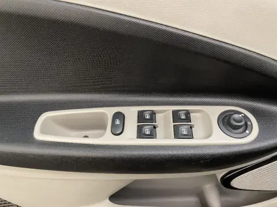 RENAULT ZOE - voiture d'occasion - Photo 17