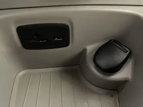 RENAULT ZOE - voiture d'occasion - Photo 21