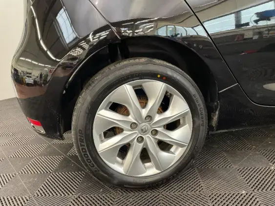 RENAULT ZOE - voiture d'occasion - Photo 25