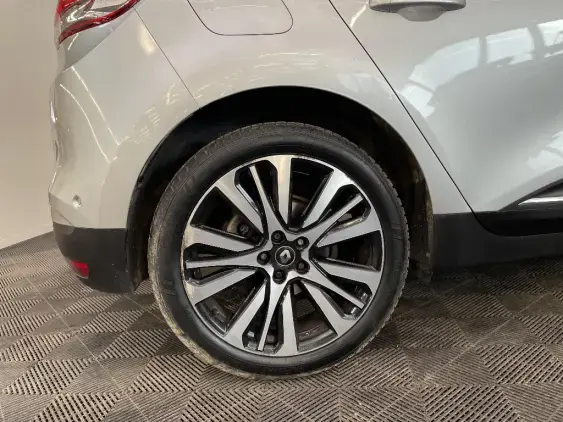 RENAULT SCENIC IV - voiture d'occasion - Photo 25