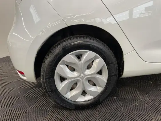 RENAULT ZOE - voiture d'occasion - Photo 25