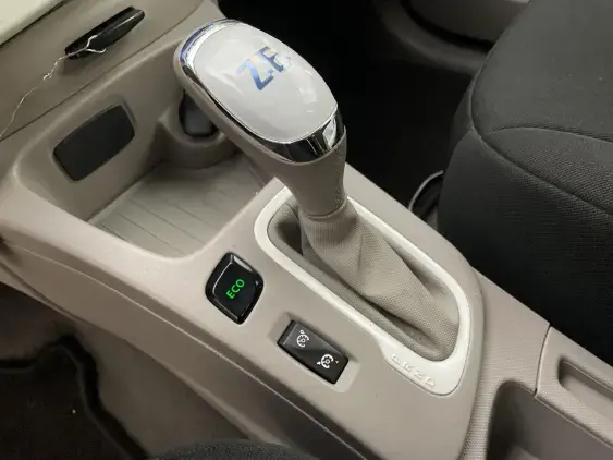 RENAULT ZOE - voiture d'occasion - Photo 17