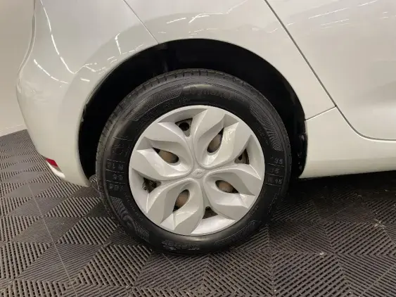 RENAULT ZOE - voiture d'occasion - Photo 25