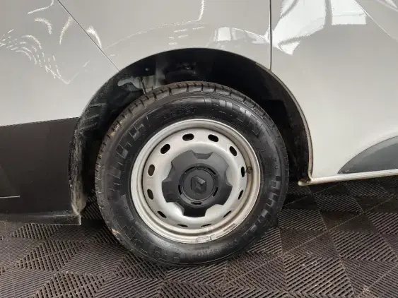 RENAULT TRAFIC FG III - voiture d'occasion - Photo 23