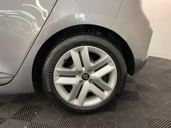 RENAULT CLIO V - voiture d'occasion - Photo 24