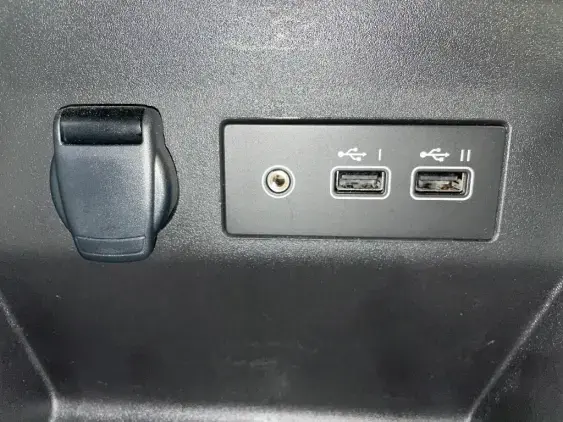 RENAULT CLIO V - voiture d'occasion - Photo 21