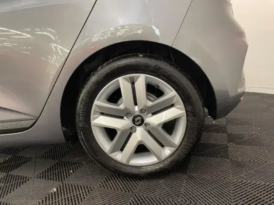 RENAULT CLIO V - voiture d'occasion - Photo 24