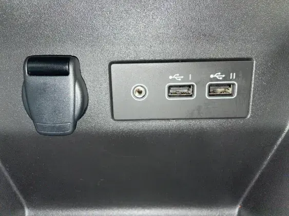 RENAULT CLIO V - voiture d'occasion - Photo 21