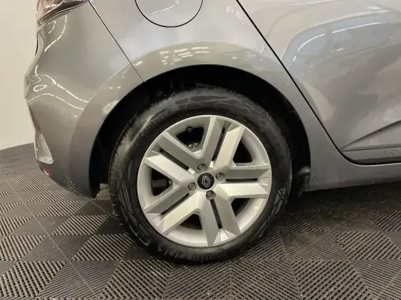 RENAULT CLIO V - voiture d'occasion - Photo 25