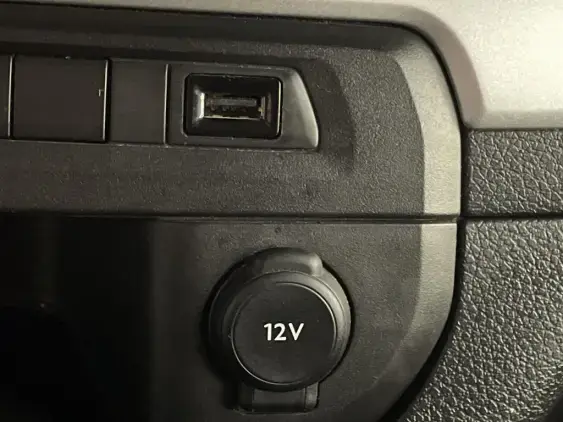 OPEL ZAFIRA D - voiture d'occasion - Photo 21