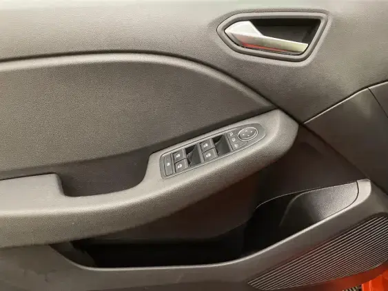 RENAULT CLIO V - voiture d'occasion - Photo 19