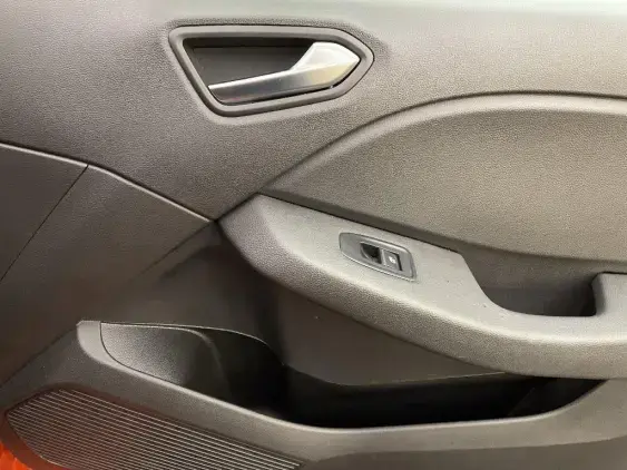 RENAULT CLIO V - voiture d'occasion - Photo 20