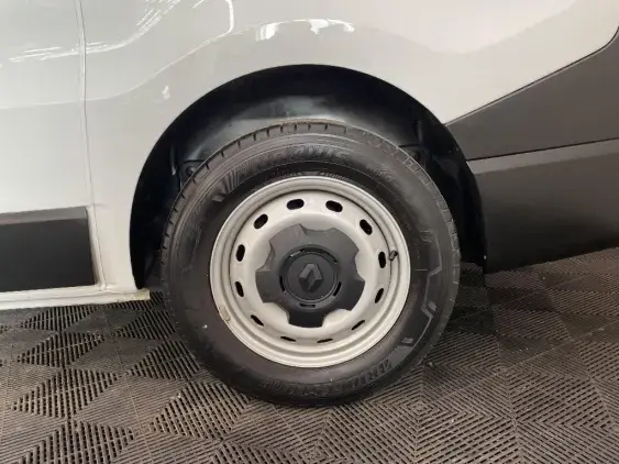 RENAULT TRAFIC FG III - voiture d'occasion - Photo 24