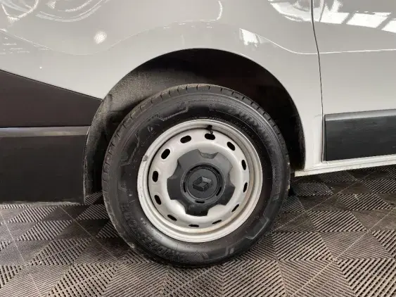 RENAULT TRAFIC FG III - voiture d'occasion - Photo 25