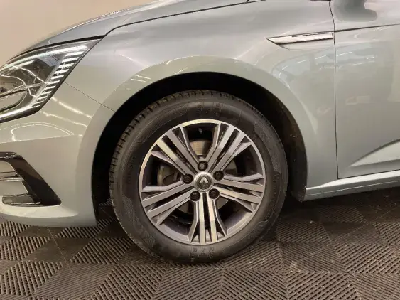 RENAULT MEGANE IV - voiture d'occasion - Photo 23