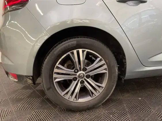 RENAULT MEGANE IV - voiture d'occasion - Photo 25