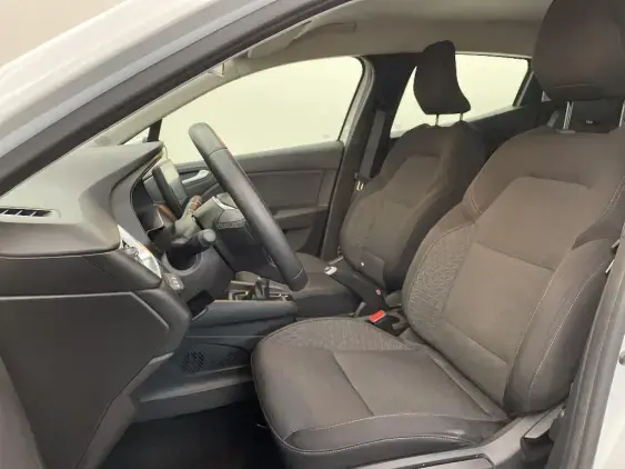 RENAULT CLIO V - voiture d'occasion - Photo 18