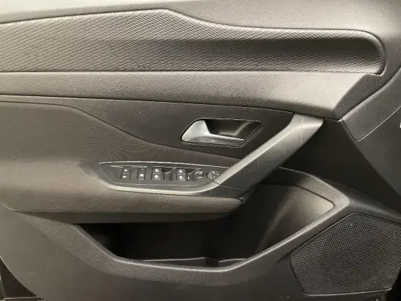 PEUGEOT 308 III - voiture d'occasion - Photo 19