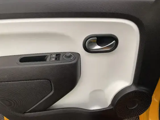 RENAULT TWINGO III - voiture d'occasion - Photo 19