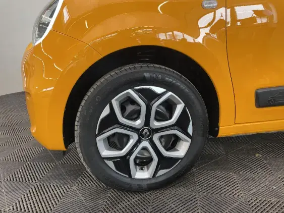 RENAULT TWINGO III - voiture d'occasion - Photo 23