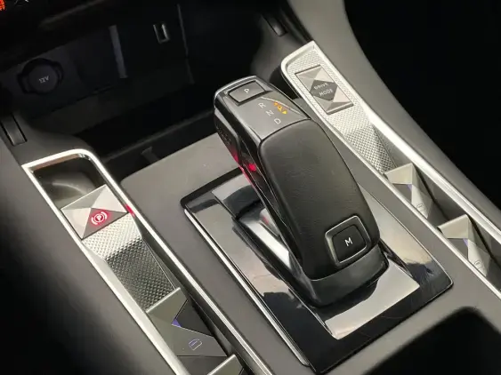 DS DS 7 CROSSBACK I - voiture d'occasion - Photo 21