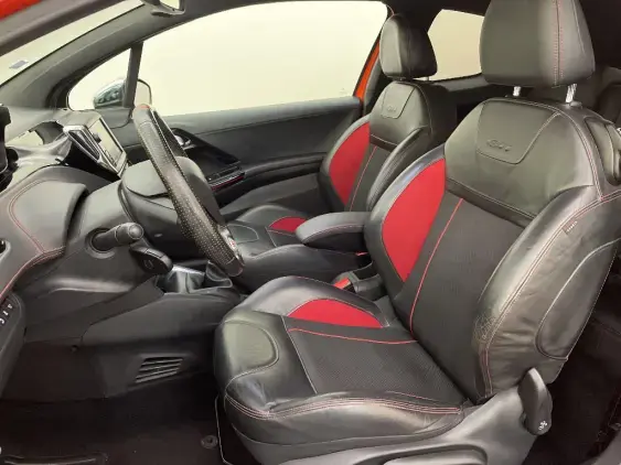 PEUGEOT 208 - voiture d'occasion - Photo 18