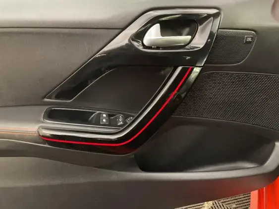 PEUGEOT 208 - voiture d'occasion - Photo 19