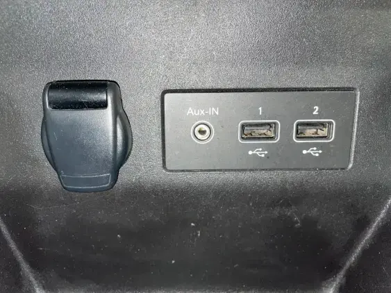 RENAULT CLIO V - voiture d'occasion - Photo 21