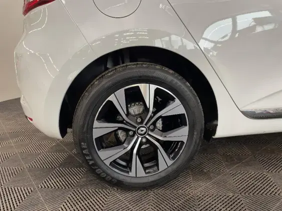 RENAULT CLIO V - voiture d'occasion - Photo 25