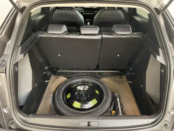 PEUGEOT 2008 II - voiture d'occasion - Photo 17