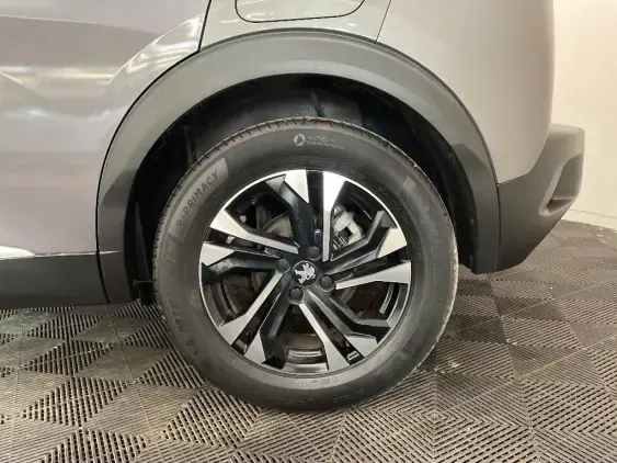 PEUGEOT 2008 II - voiture d'occasion - Photo 24