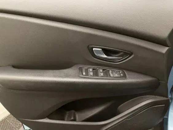 RENAULT SCENIC IV - voiture d'occasion - Photo 19