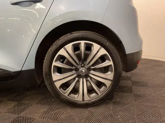 RENAULT SCENIC IV - voiture d'occasion - Photo 24