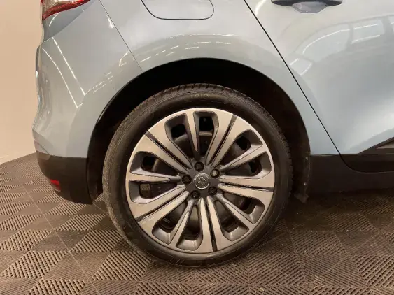 RENAULT SCENIC IV - voiture d'occasion - Photo 25