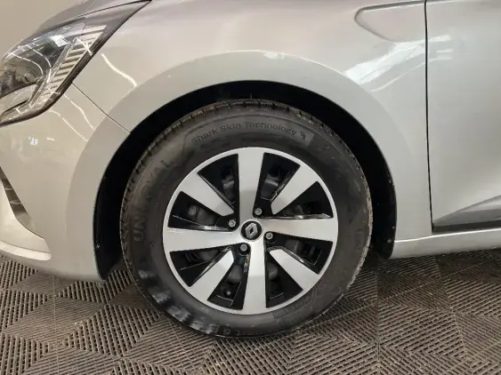 RENAULT CLIO V - voiture d'occasion - Photo 23