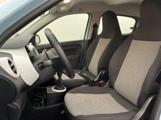 RENAULT TWINGO III - voiture d'occasion - Photo 18