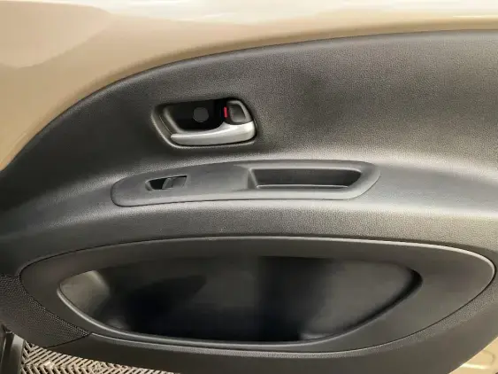 TOYOTA AYGO X - voiture d'occasion - Photo 20