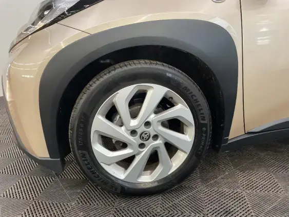 TOYOTA AYGO X - voiture d'occasion - Photo 23