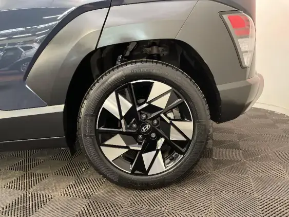 HYUNDAI KONA II - voiture d'occasion - Photo 24