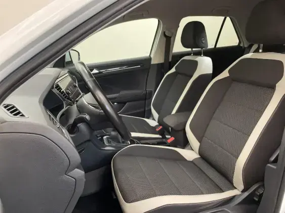 VOLKSWAGEN T-ROC - voiture d'occasion - Photo 18