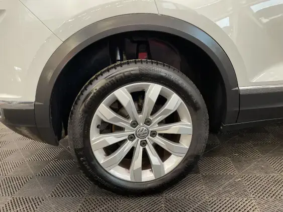 VOLKSWAGEN T-ROC - voiture d'occasion - Photo 25