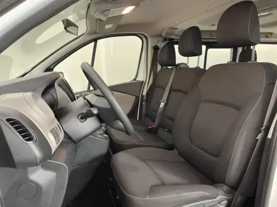 RENAULT TRAFIC III - voiture d'occasion - Photo 18