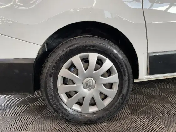 RENAULT TRAFIC III - voiture d'occasion - Photo 25