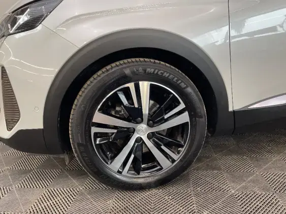 PEUGEOT 3008 II - voiture d'occasion - Photo 23