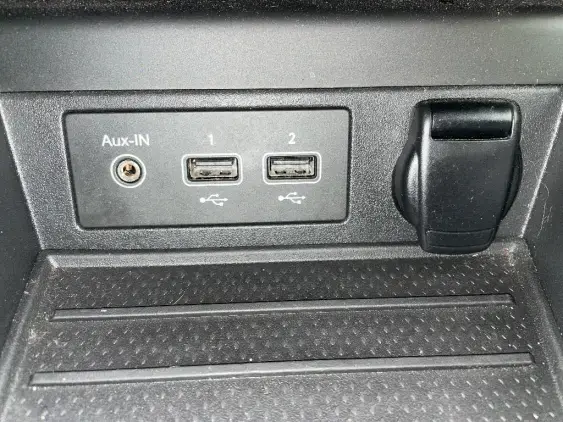 RENAULT ZOE - voiture d'occasion - Photo 21